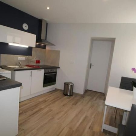 Petit Appartement Confortable Chateaubourg  Bagian luar foto